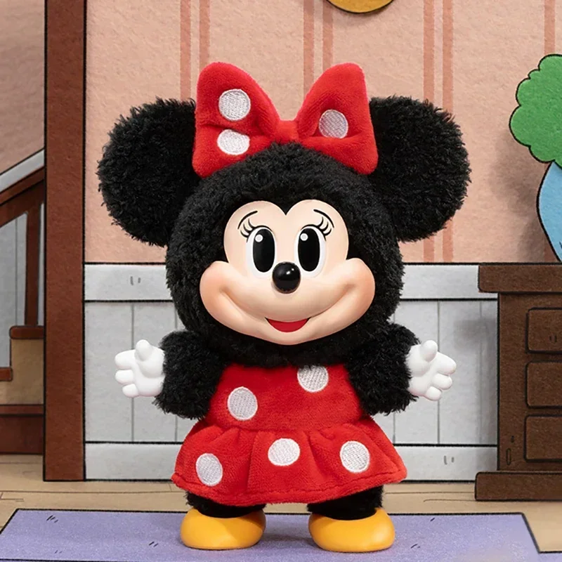 

Original Mickey Family Cute Together Keychain Series Blind Box Toys Doll Cute Anime Action Figure Ornaments Figurines Dolls