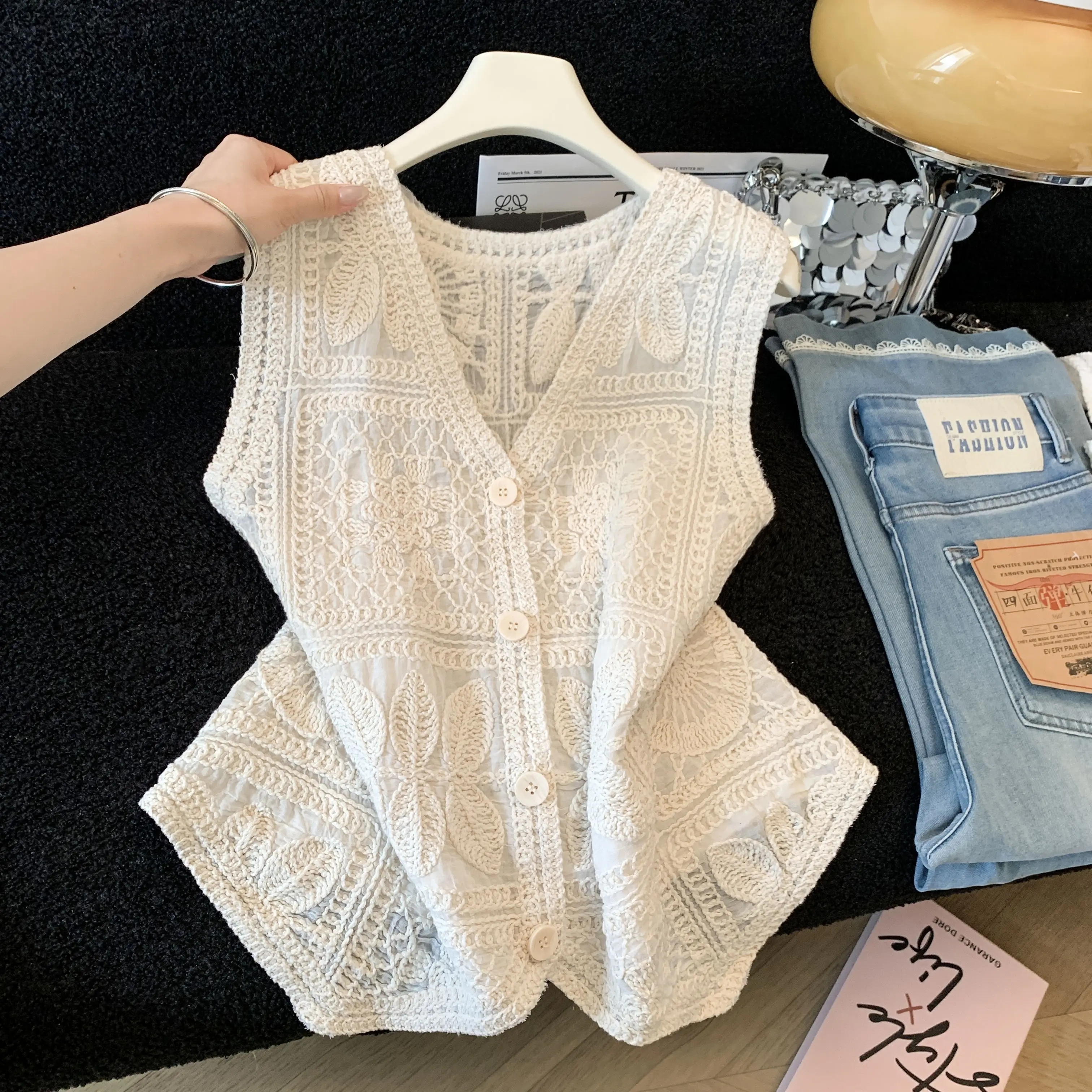 Korean Style Fashionable Knitted Button up Vest Women's Sleeveless Shoulder Pad Top Trendy Cotton Summer Open Cardigan