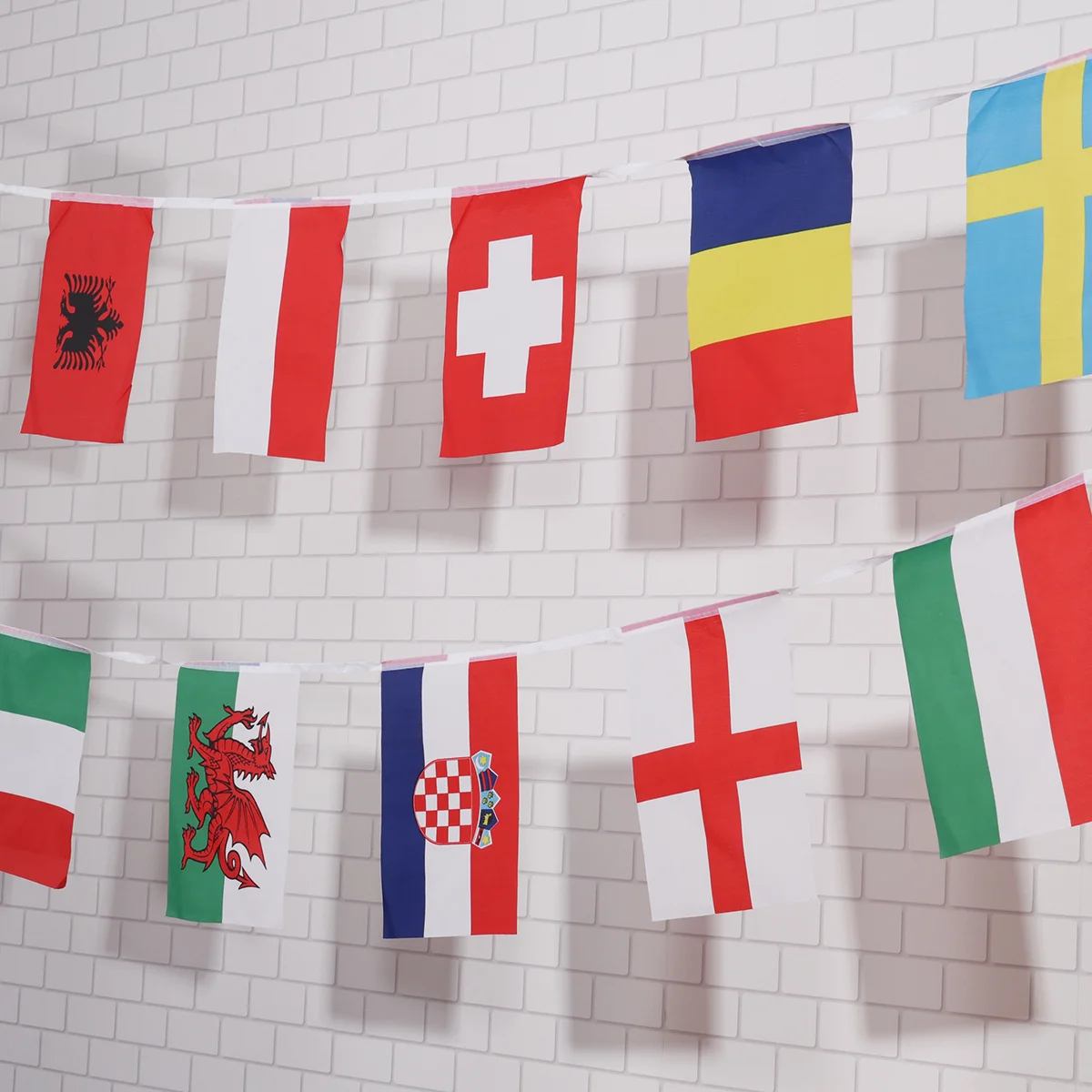 

24 Countries Flags Bunting European Football Championship Banner Club Bar Party Decoration Fans Colorful Lightweight Portable