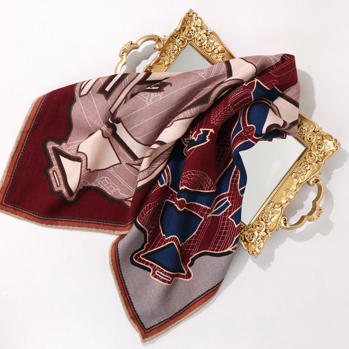 Sciarpa con stampa fronte-retro cavallo 65 Bandane quadrate da donna Sciarpe con bordo arrotolato a mano Borsa per abbigliamento per capelli Accessori Amante Regalo di Natale