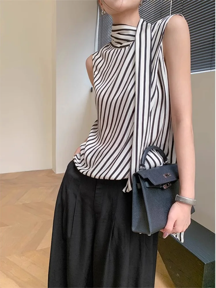 قميص بدون أكمام مخطط فرنسي أنيق للنساء صيفي بتصميم جديد وياقة متدفقة وقميص نحيف للسيدات في المكتب