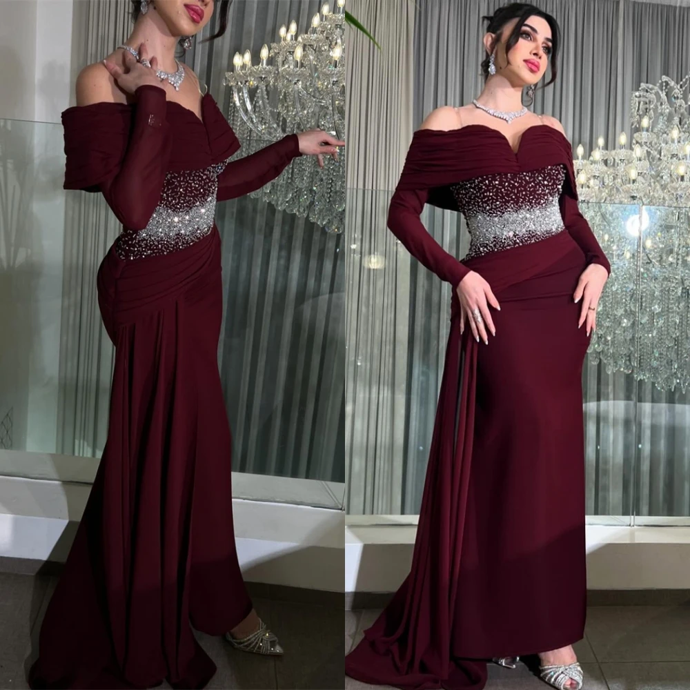 فستان سهرة أنيق من الجيرسيه الأحمر مخصص برقبة قارب وأكمام طويلة فساتين حفلات رقيقة حورية البحر كريستال فساتين المشاهير