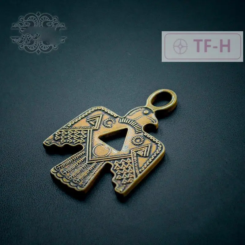 1Pcs Brass Indian Imprint Retro Thunderbird Totem Keychain Necklace Pendant