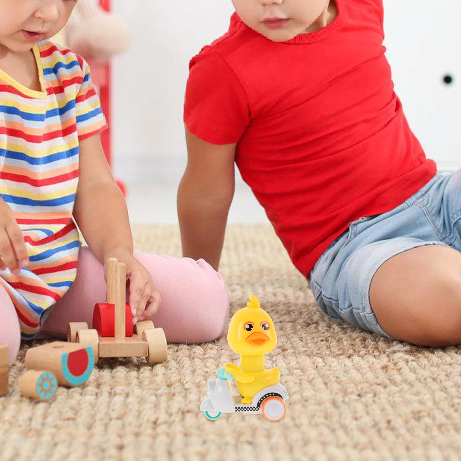 

2 PCS Push Type Little Yellow Duck Back to Power Car Child Toys Kids Educational