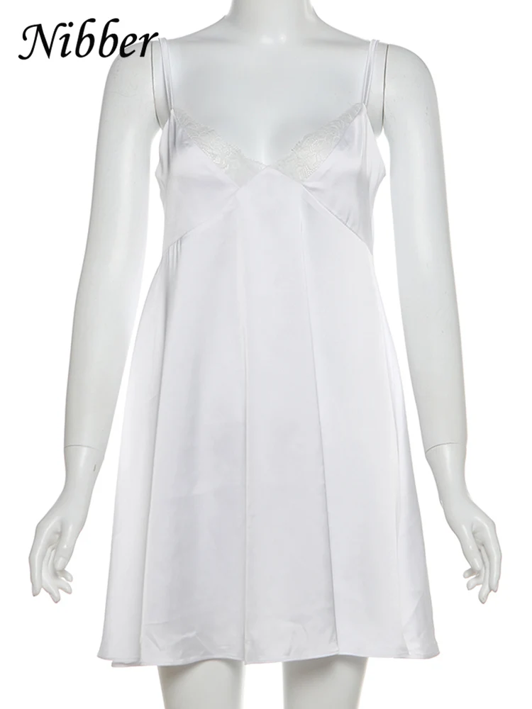 Nibber Y2K vestido com gola W feminino, tendência de verão, sem mangas, sem costas, malha, retalhos de seda, elegante, festa de aniversário, bodycon solto