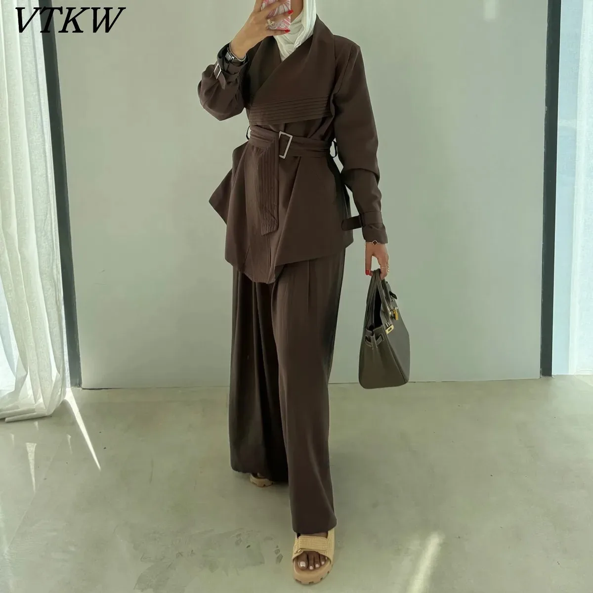 

VTKW 2025 женский однотонный комплект из двух предметов, повседневный пиджак с лацканами, широкие брюки с поясом и высокой талией, элегантный винтажный осенне-весенний комплект