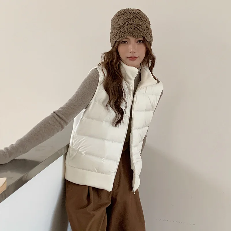 

Women Vests 2025 New Autumn Winter Ultra Light Duck Down Vest Female Slim Sleeveless Jacket Windproof Warm Puffer Waistcoat