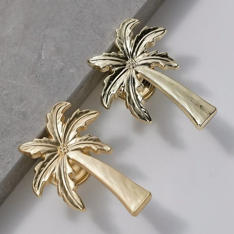 Coconut tree-shaped luxury cabinet wardrobe door with golden single-hole pull ring for furniture drawer with round small handle