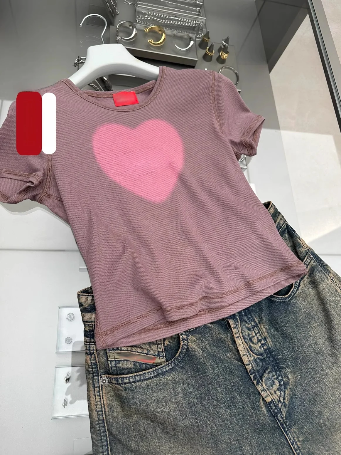 

Heidd Early Autumn 2025 ort Sve Heart Print T-irt Pink Spicy Girl Sle Commute Cotton Slim Fit Ladies Faion