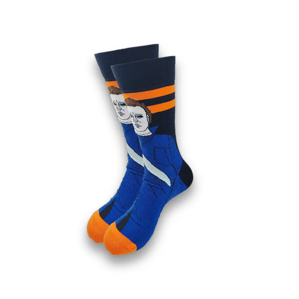 Advanced production of men's socks with newly designed cute patterns.
