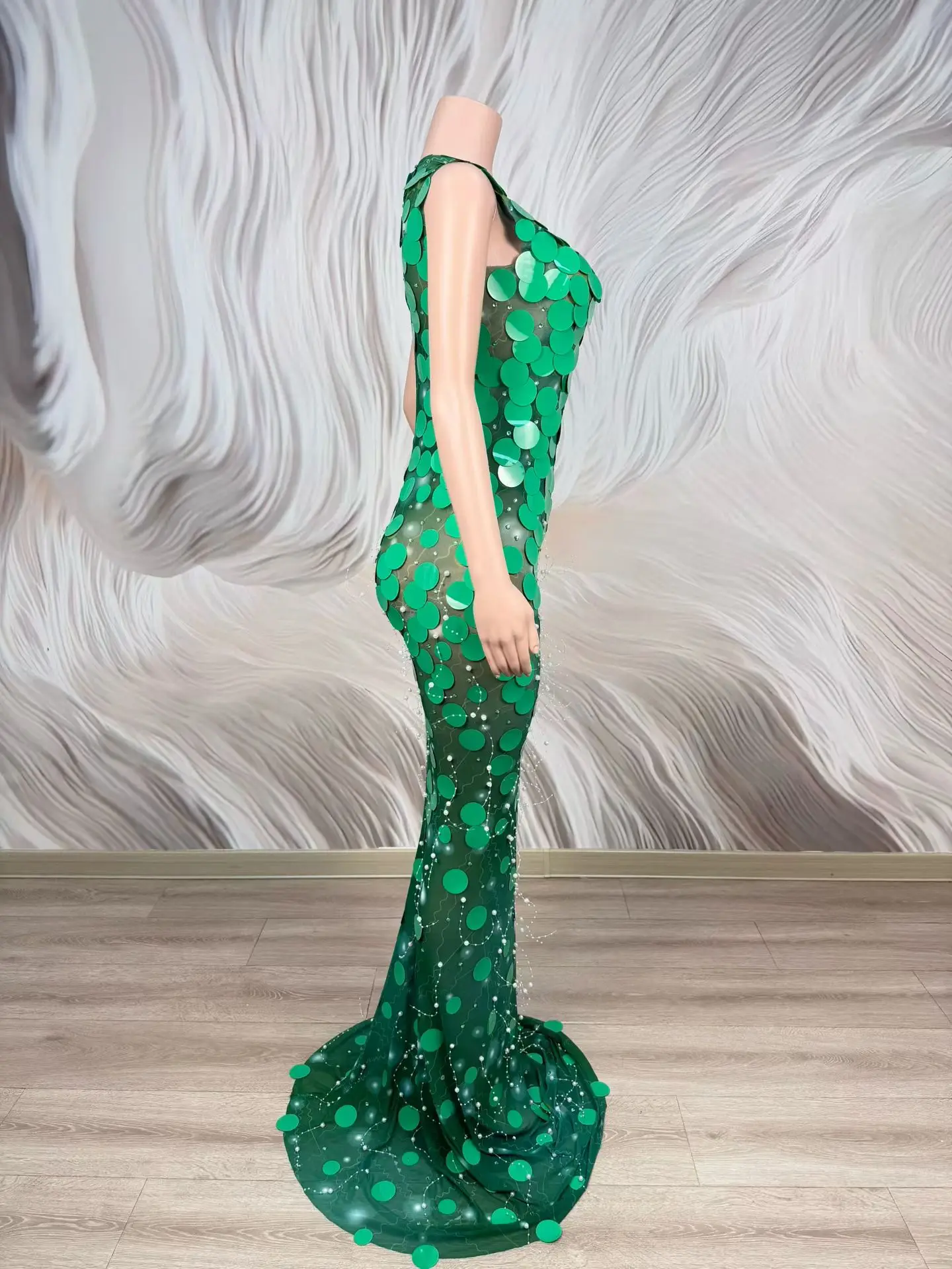Lvyin Luxury Green Sequin Disc Nude Mesh Sleeveless Mermaid Dress Formal Evening Wedding Party Photoshoot Gown