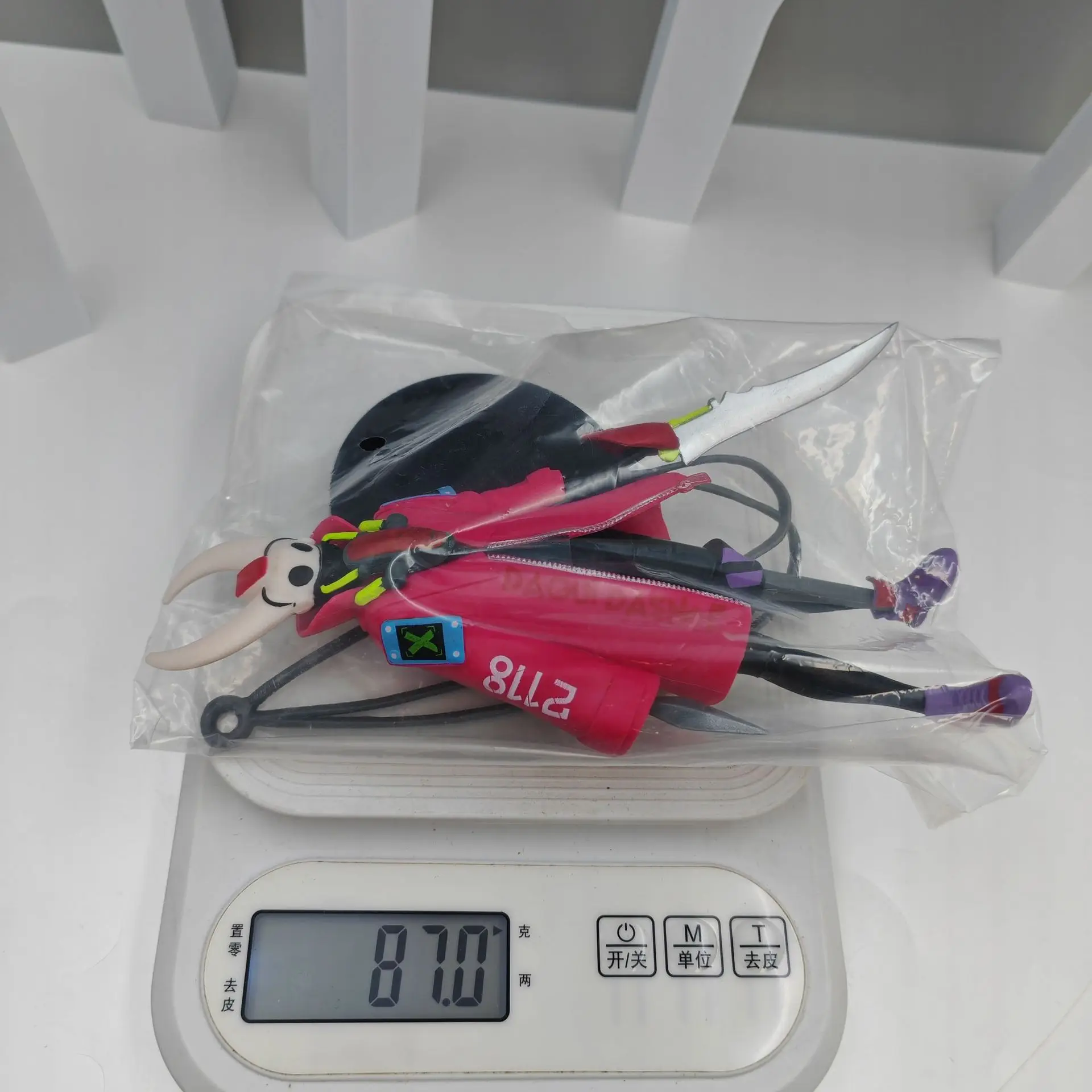 18ซม.อะนิเมะเกมHollow Knightรูปเสื้อผ้าอินเทรนด์Verของเล่นตุ๊กตาเดสก์ท็อปเครื่องประดับAction Figure PVC