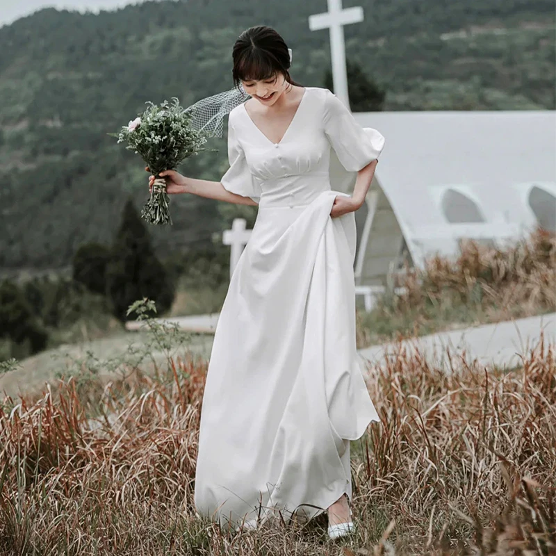 

Шелковое атласное легкое свадебное платье с длинными рукавами, V-образным вырезом, завышенной талией, А-силуэтом, для фотосессий на открытом воздухе, в корейском стиле