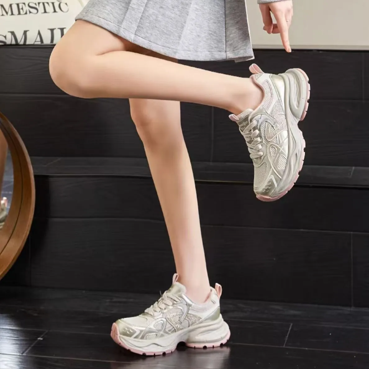 Casual shoes 2025 spring new mesh thick soled sponge shoes for women's casual sports dad shoes trend