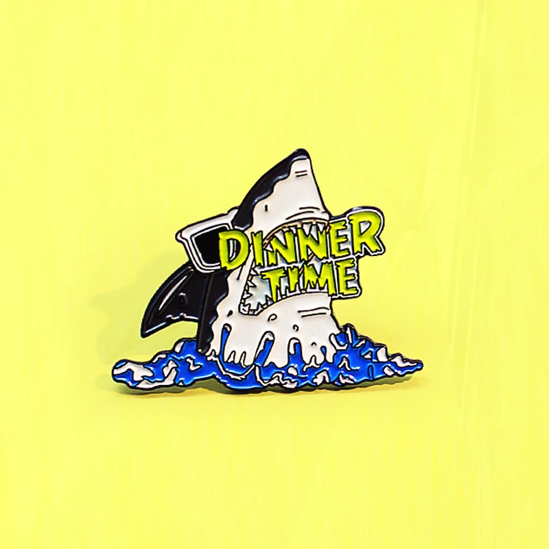 Shark Sea Fish Animal Pin Badge For Women Gifts Jewelry Unisex Cartoon Enamel Brooch Shark Fish Pines DINNER TIME vacation