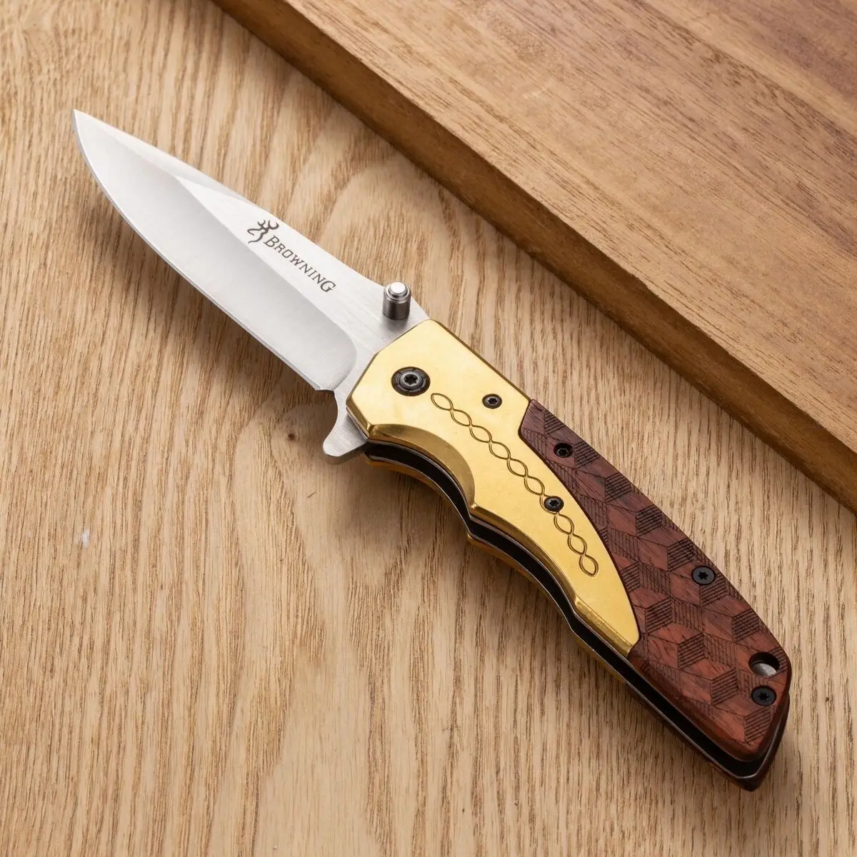 Folding Knives for Men Camping High Hardness Steel Outdoors Self Defense Military Tactical Knives for Hunting and Fishing