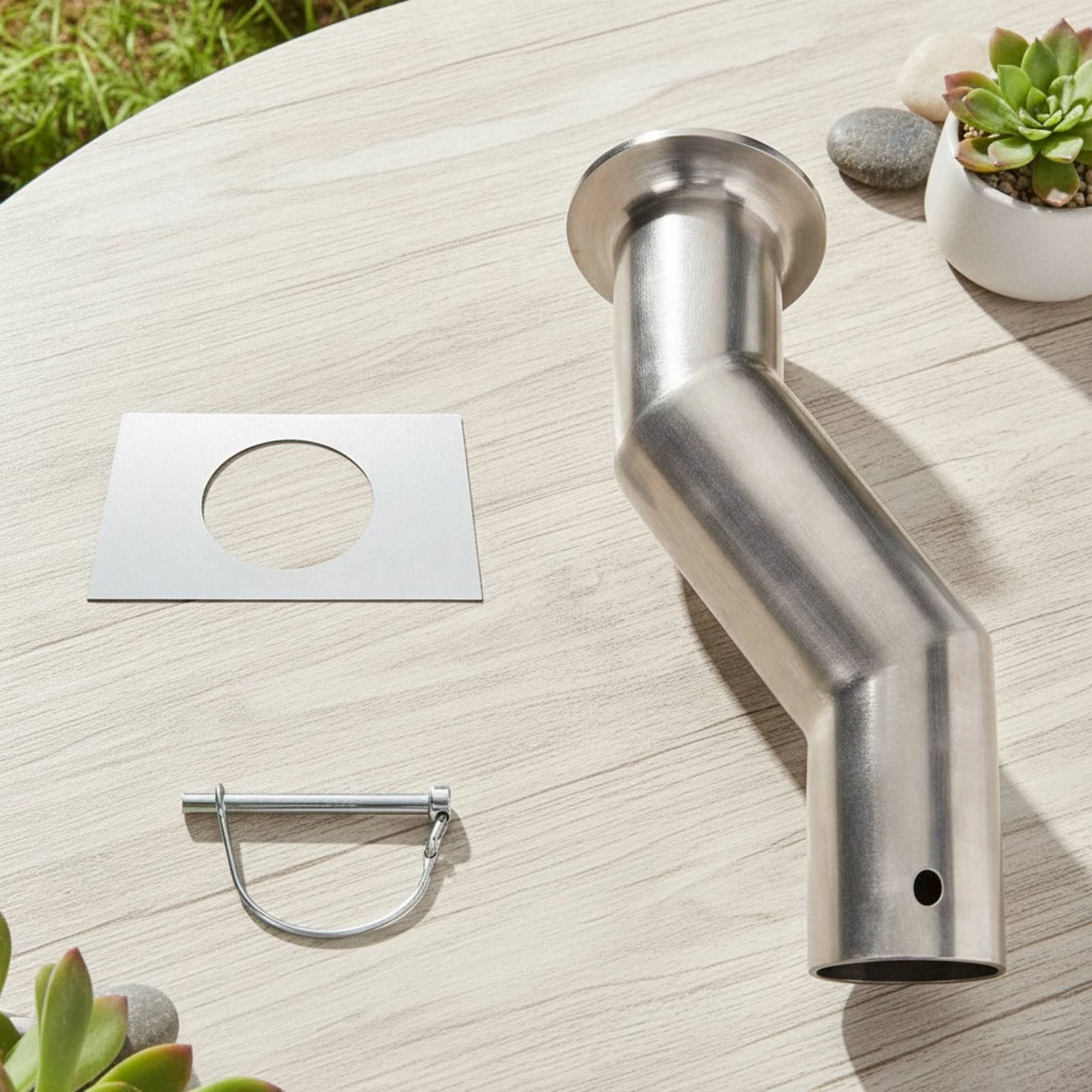 Stainless Steel Gutter Rain-Chain Adapter Low Maintenance Offset Rain Chain Gutter Adapter Long-Lasting Elegant for Homeowners