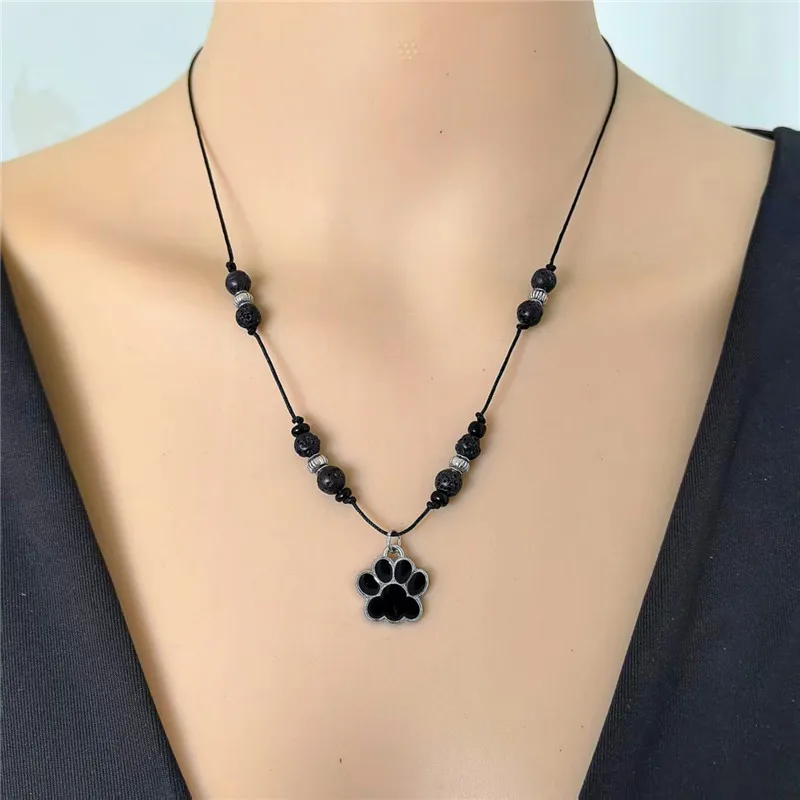 Adjustable Ins-Style Niche European and American Retro Volcanic Stone Beads Sweet Cool Spicy Girl Cute Dog Paw Collarbone Chain Women's Necklace