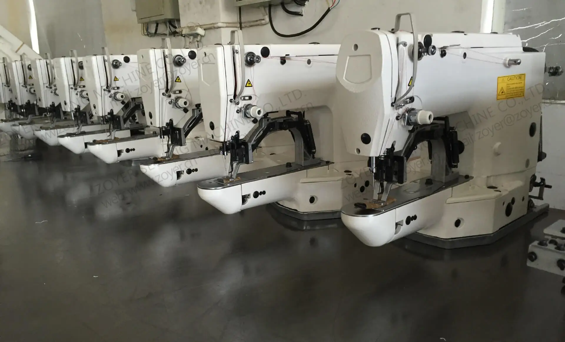 ZY1850 Auto Buttonhole Cutter CE Certified Programmable Single Needle Chain Stitch Computerized Bar Tack Cylinder-Bed Motor