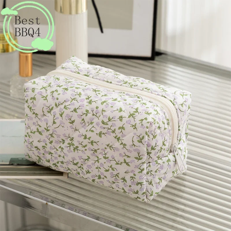 

(BBQ4)Floral Print Travel Portable Minimalist Large Capacity Soft Storage Makeup Bag
