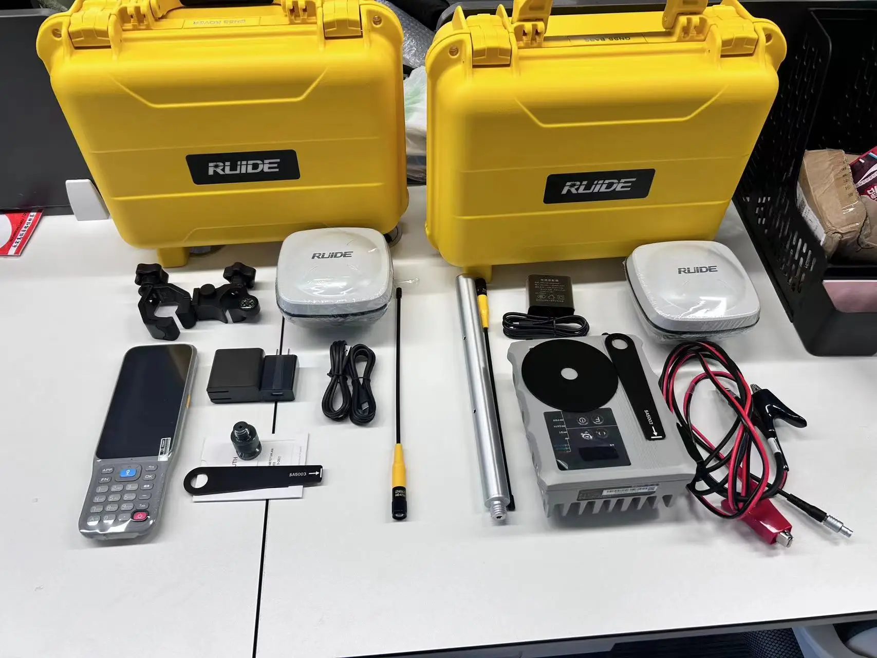 Ruide QUASAR R93I Pro GPS System Base And Rover GNSS RTK Receiver