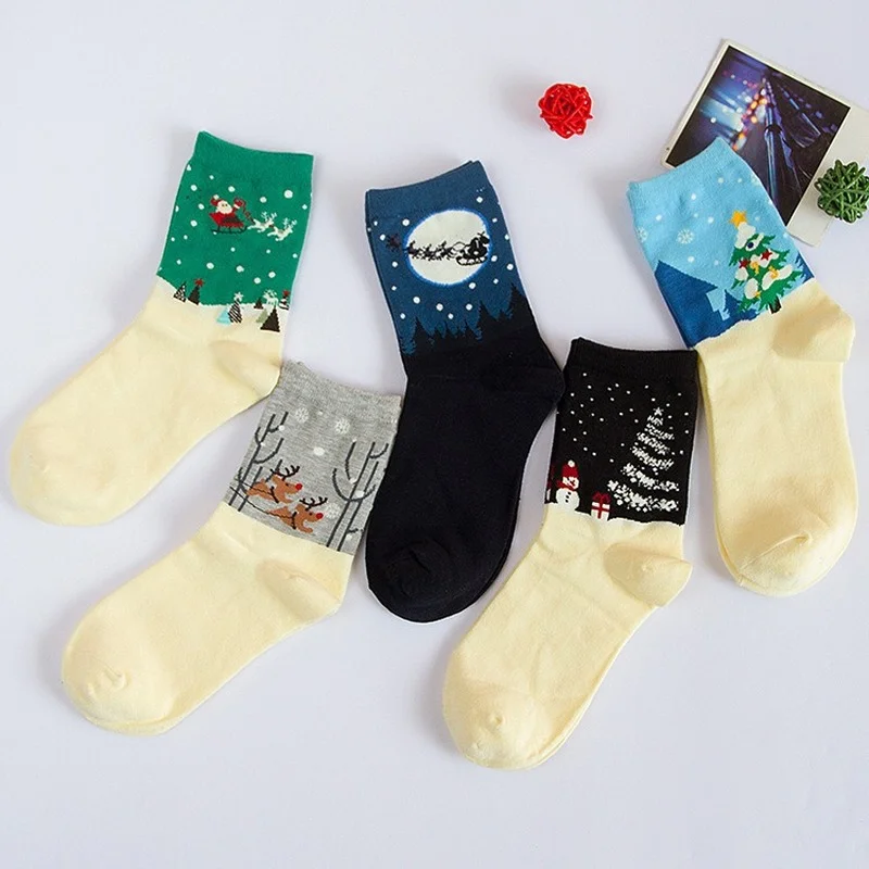 

5 Pairs Autumn and Winter Harajuku Kawaii Cute Cartoon Women Cotton Socks Christmas Ladies Snowman Elk Socks for Women Gifts