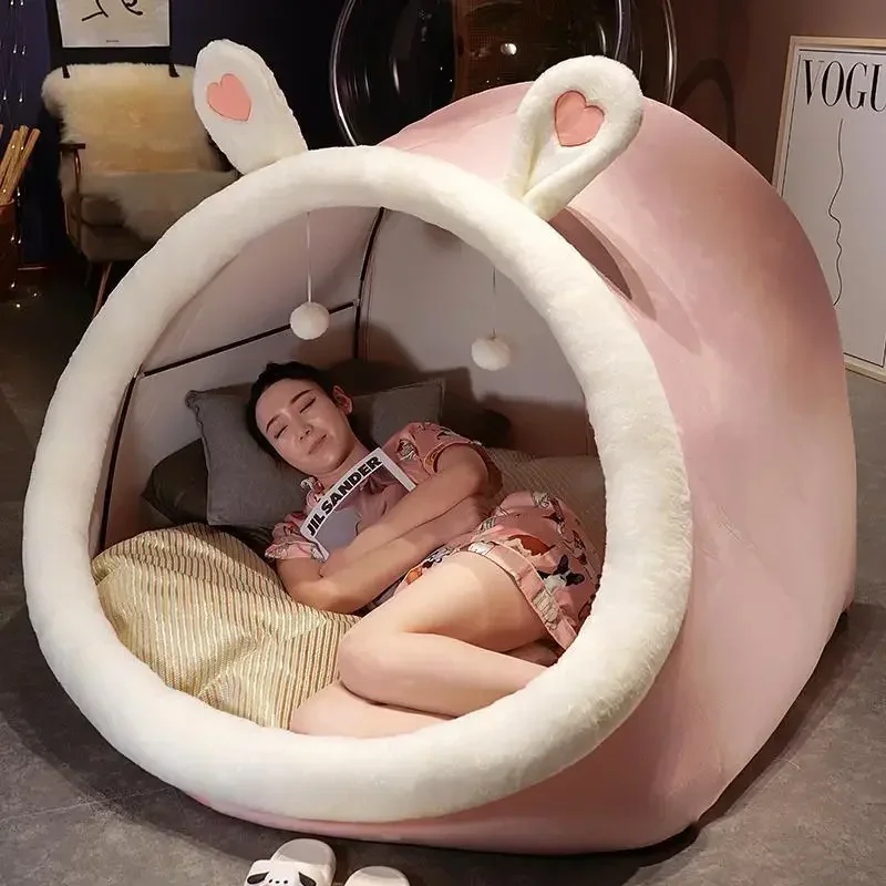 A Large Creative Cartoon Style Pet Nest Suitable for Living with Humans and Pets, Perfect for Living with Big Dogs and Cats