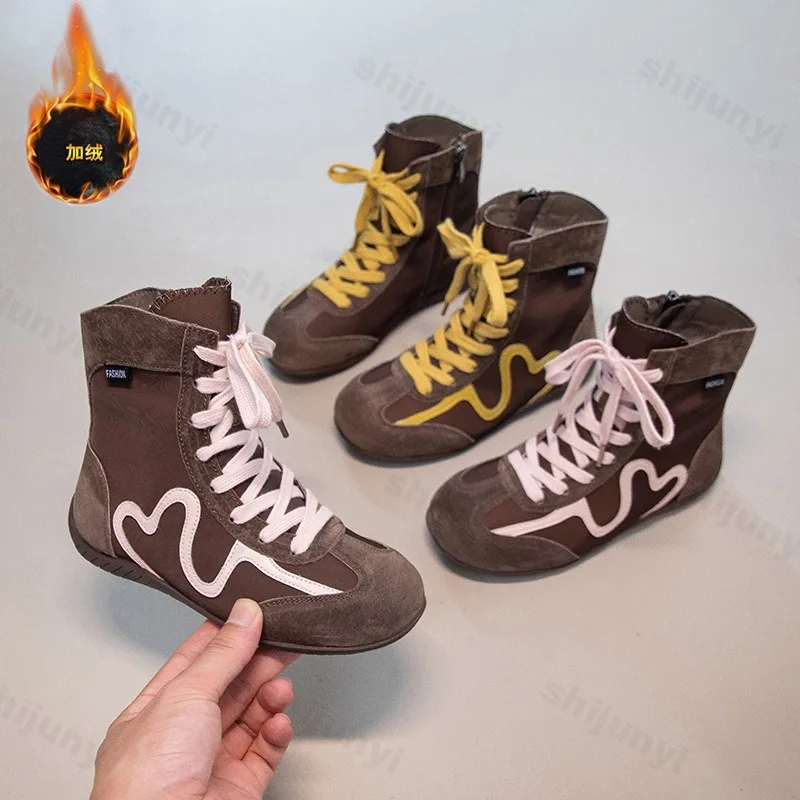

2025 Autumn Girls' High Top Retro Non Slip Warm Hairy Boots Childrens' Fashion Versatile Plush Comforatble Lace Up Cotton Boots