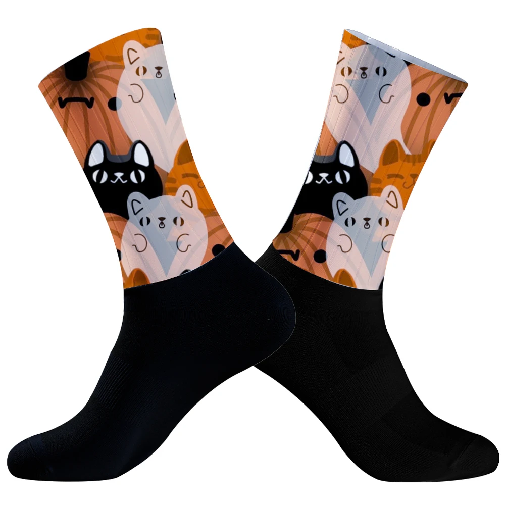 

2026Новые противоскользящие тренировочные носки, футбольные, баскетбольные, теннисные носки, нескользящие футбольные спортивные фрикционные полоски, велосипедные носки