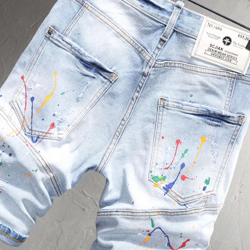 Summer Fashion Men Jeans Retro Light Blue Elastic Spliced Ripped Short Jeans Men Painted Designer Hip Hop Denim Shorts Hombre