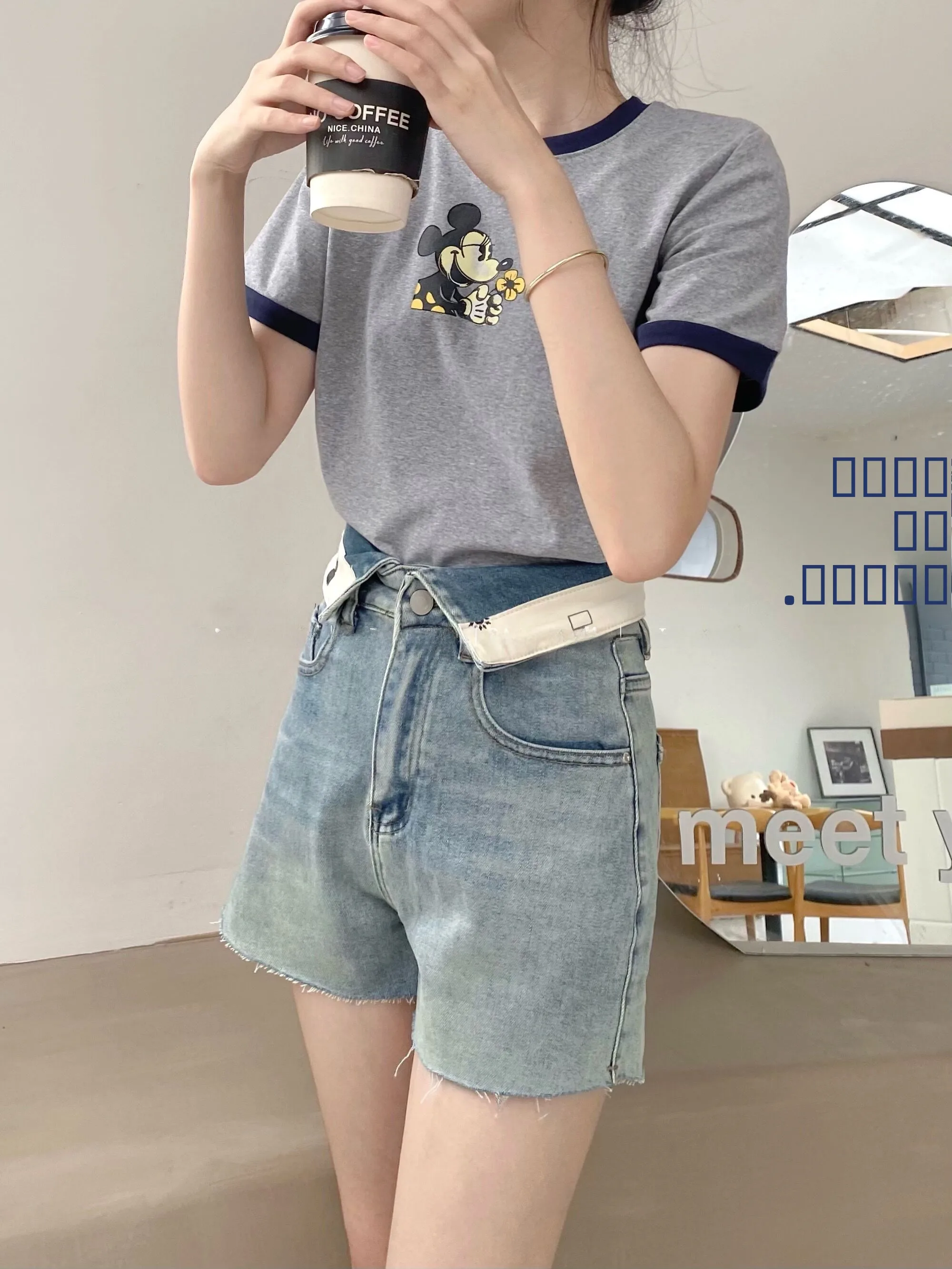 

Женские джинсовые шорты с высокой талией, А-силуэт, укороченные, летние, светло-голубые, для стройности, из хлопка, стрейч-деним, скинни