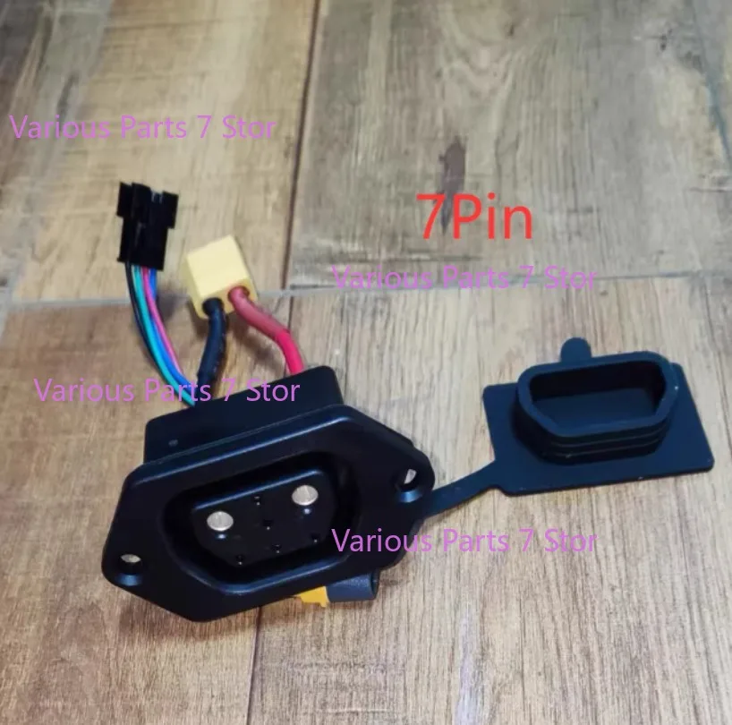 

6Pin/7Pin Charging Socket For Super Soco MAX