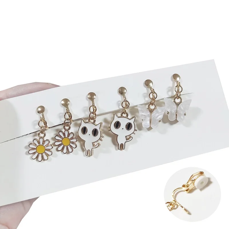 

3pairs/set Rabbit Earrings Cute Heart White Cat Butterfly Pendants Clip Earring Girls Teens New Years Party Gift Sweet Jewelry