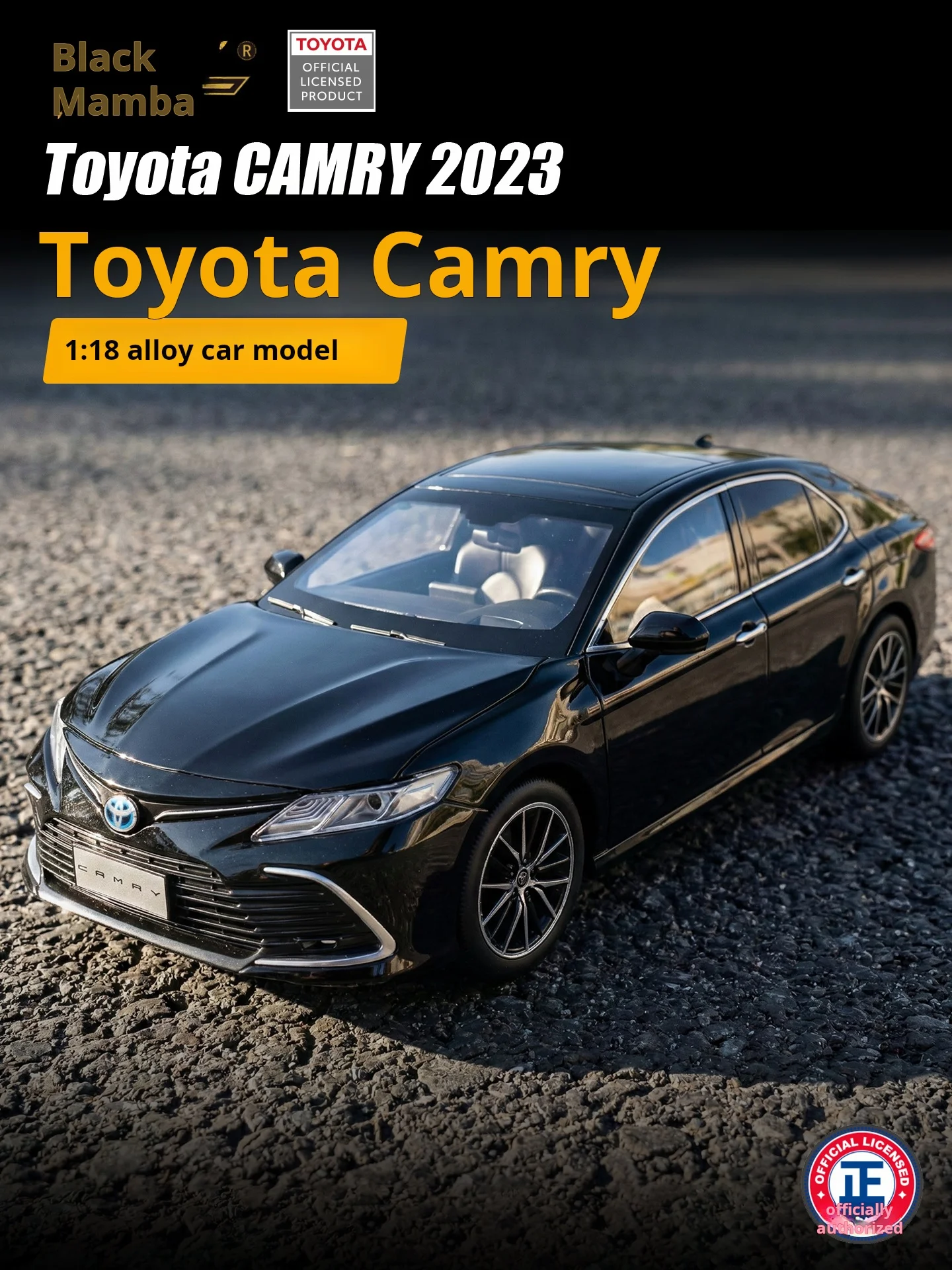 Genuine Licensed 1:18 Toyota Camry Simulation Alloy High-End Car Model Precise Restoration Sound & Light  Collectible Decoration