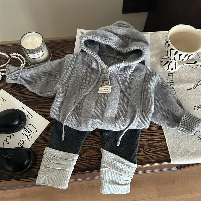 Girls Suits 2024 New Winter Childrens Wear Baby Girls Knit Hooded Sweater Pile Pile Socks Plus Cashmere Leggings Two-piece Set