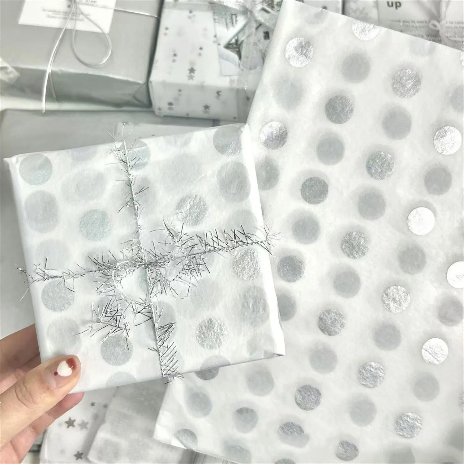 Snow Pear Paper Flower Gift Wrapping Paper Birthday Gift Wrapping Tissue Paper Valentine's Day Wedding Party DIY Gift Paper view 2