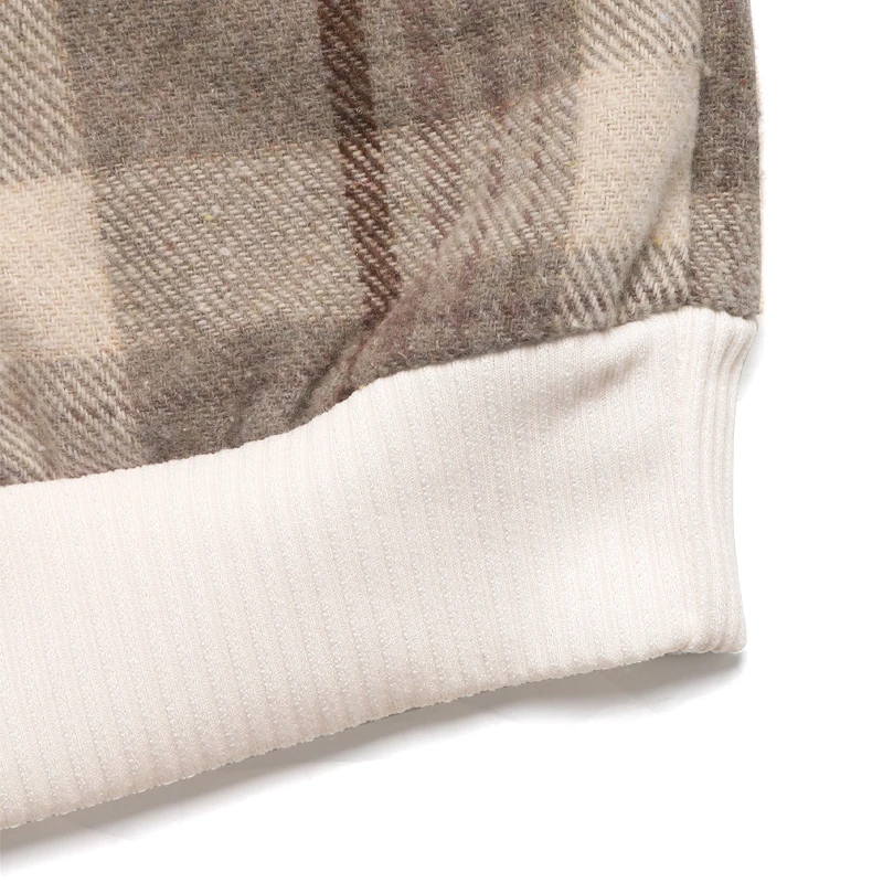 Crèmewit geruit sweatshirt met contrasterend paneel voor dames, casual losse trui met halve knop en ronde hals en lange mouwen