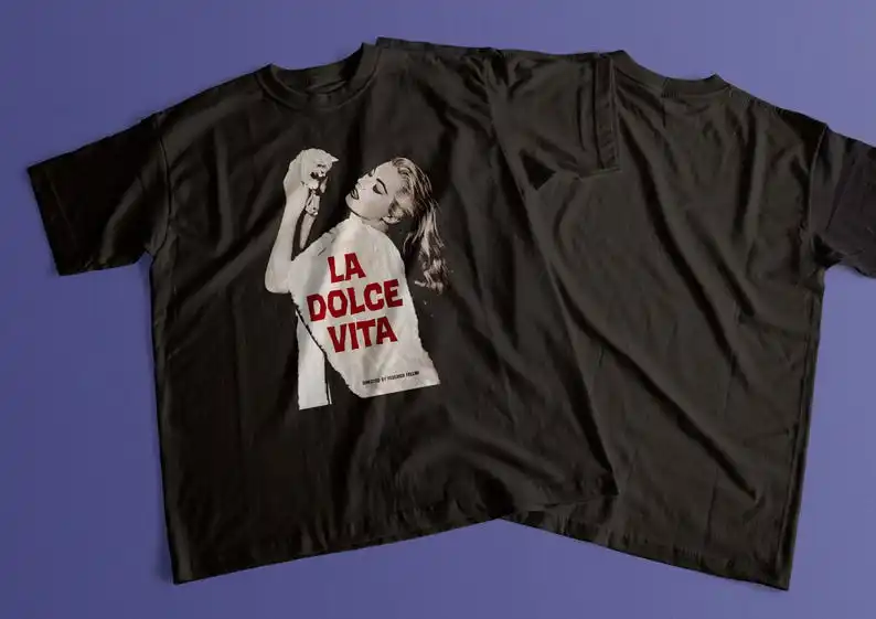 La Dolce Vita, Federico Fellini, Marcello Mastroianni, Anita Ekberg, 1960 - HQ Retro Movie Print T-Shirt, Heavyweight Unisex Cre