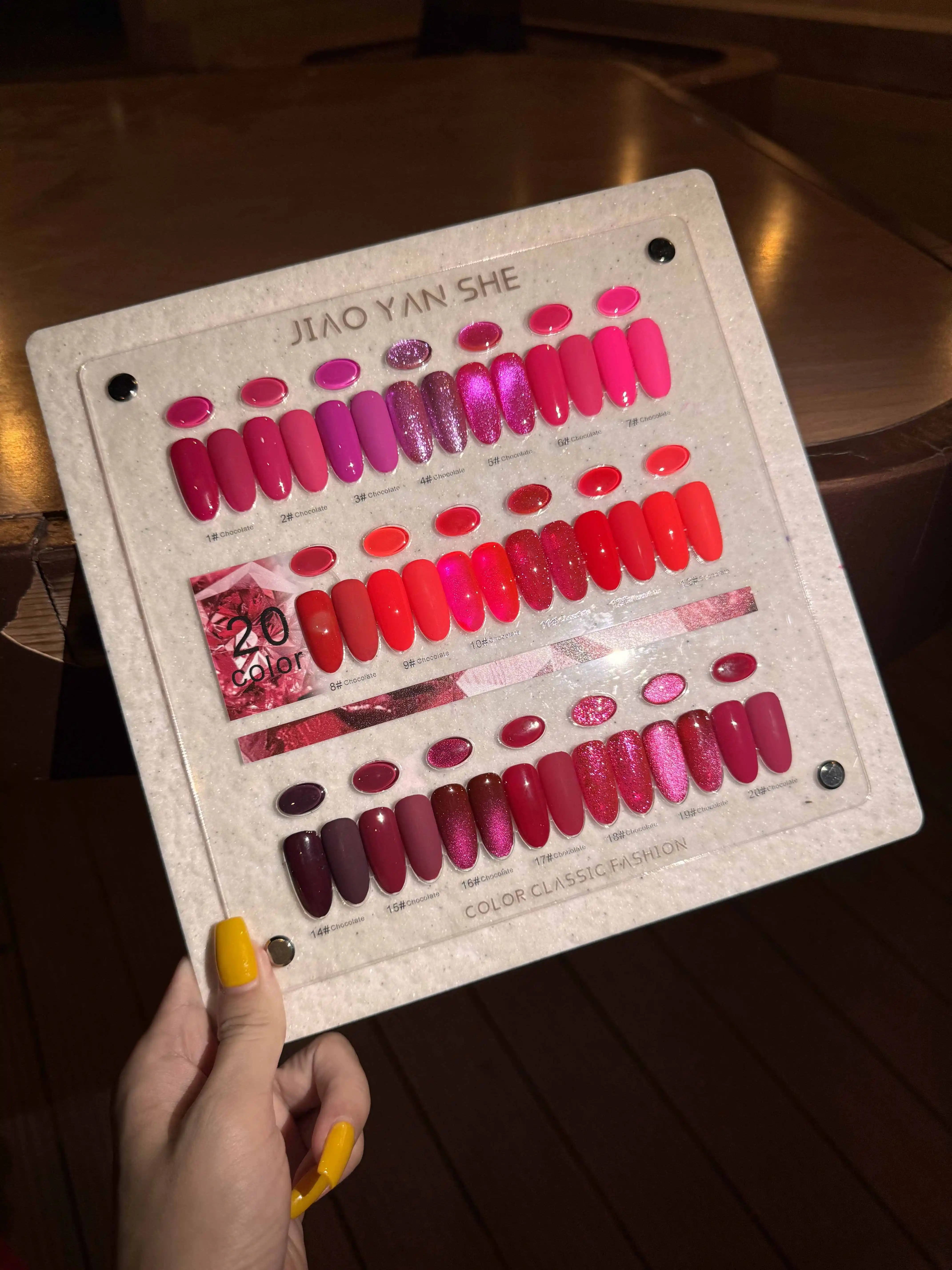 

JIAOYANSHE 2025 New High Quality 20 Colors Rose Red Series Nail Gel Set Fashion HEMA-Free TPO-Free Non-toxic UV Gel Wholesale