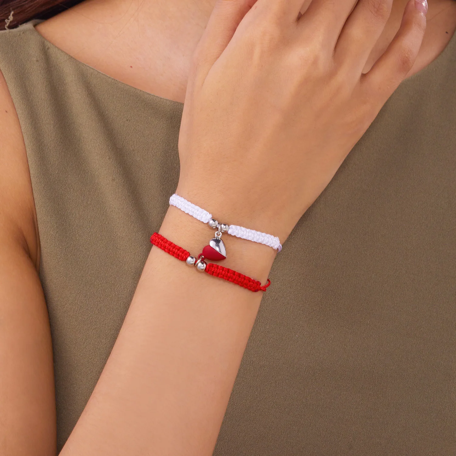 2-teiliges einfaches glückliches rotes Seil-geflochtenes Armband für Damen und Herren, romantisches Herz, magnetisches Paar, passende Armbänder, Freundschaftsschmuck – Detail 16