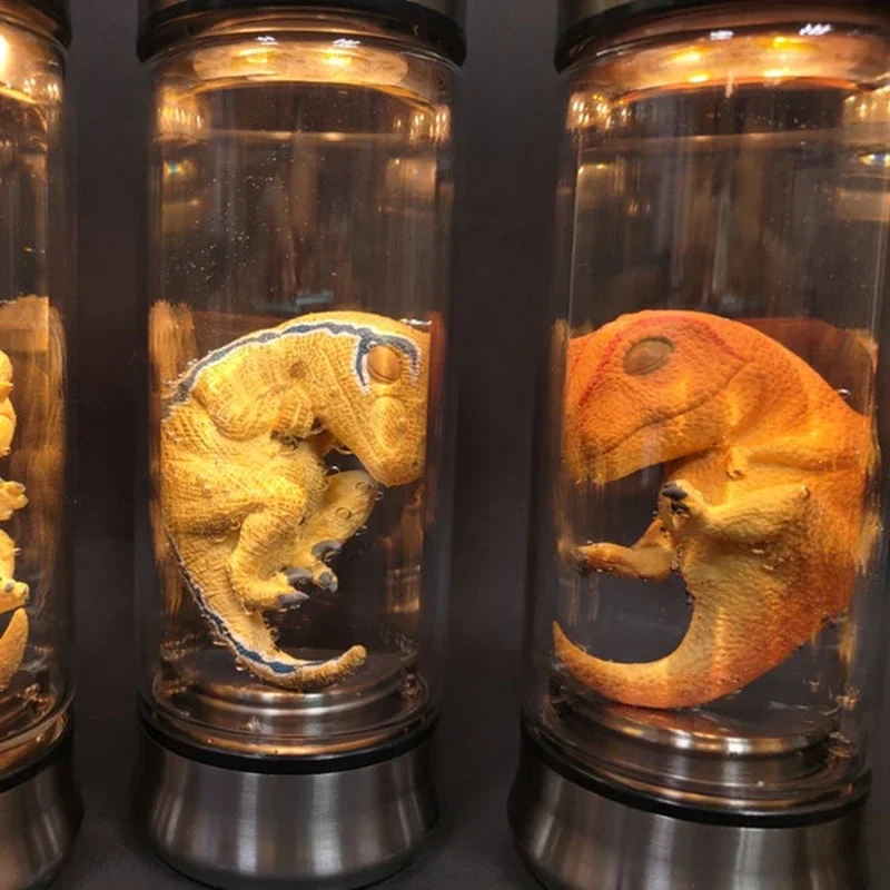 Jurassic Park Dinosaur Embryo Glow Jar Jurassic World Velociraptor Blue Embryo Jar Movie Prop Replika