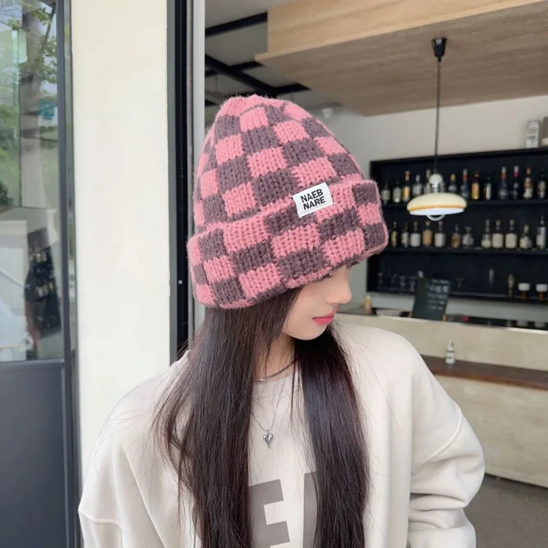 Chessboard Plaid Knitted Beanies for Women Korean Version Trendy Brand Acrylic Fiber Label Hat Winter Wool Keep Warm Caps