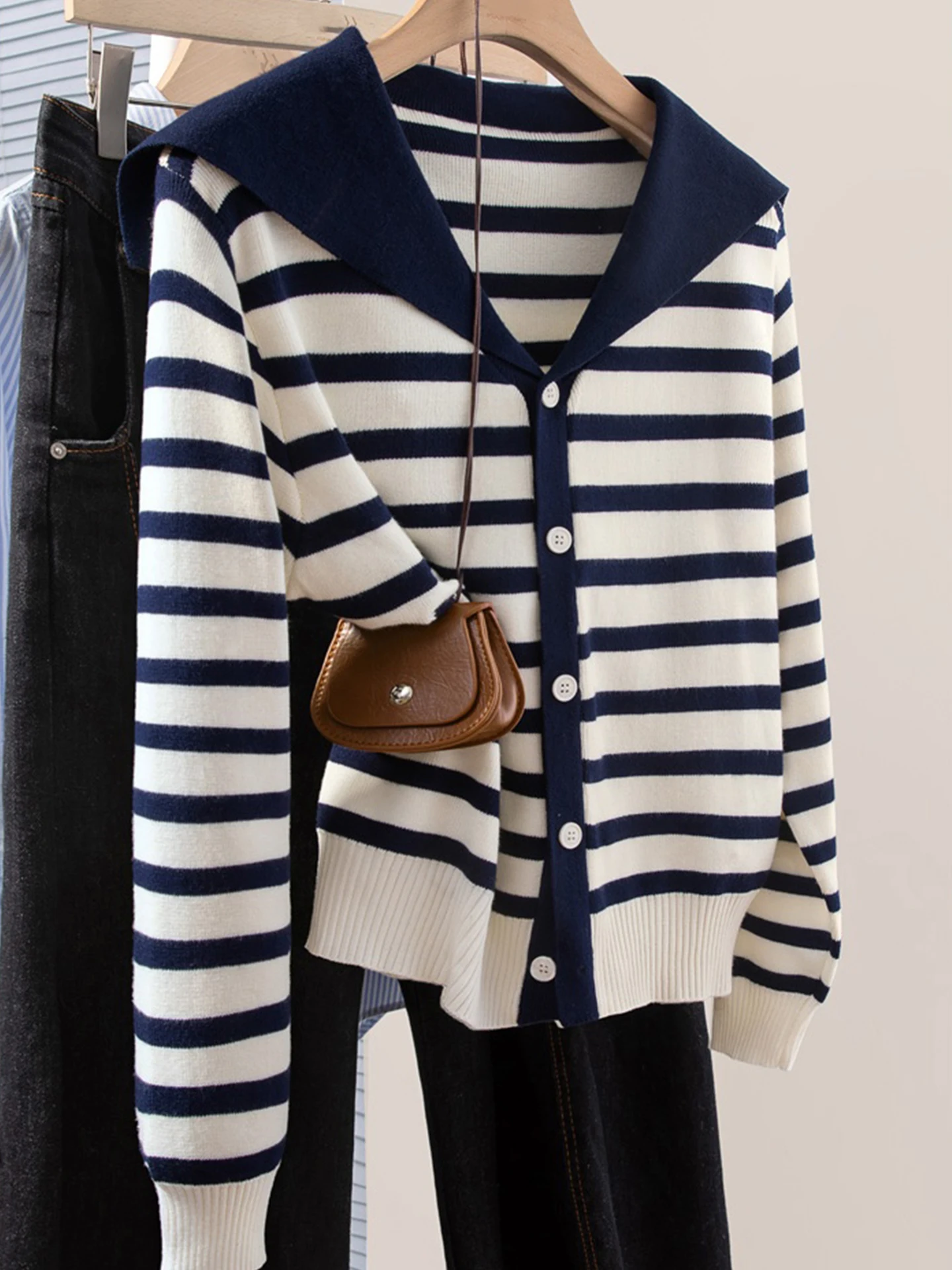 

Удобная трикотажная женская базовая основа Long Sve, уникальный цвет, корейская полосатая блузка, осень-зима, модная открытая машина...