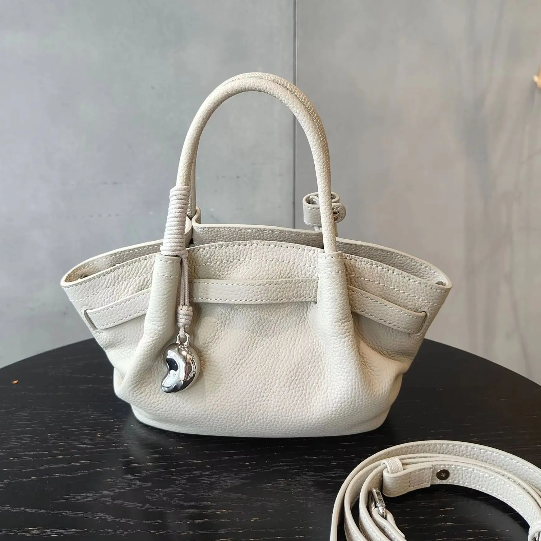 genuine grade leather women's shoulder crossbody small bag luxury designer brand ladies soft cowhide handbag for woman tote new