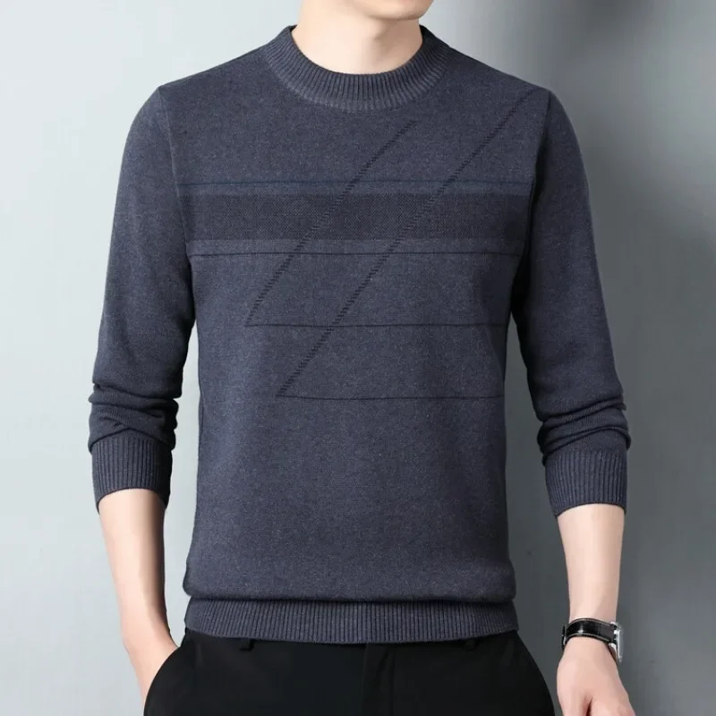 New Basic Casual Loose Round Neck Straight Tube Knitted Sweater for Autumn 2024