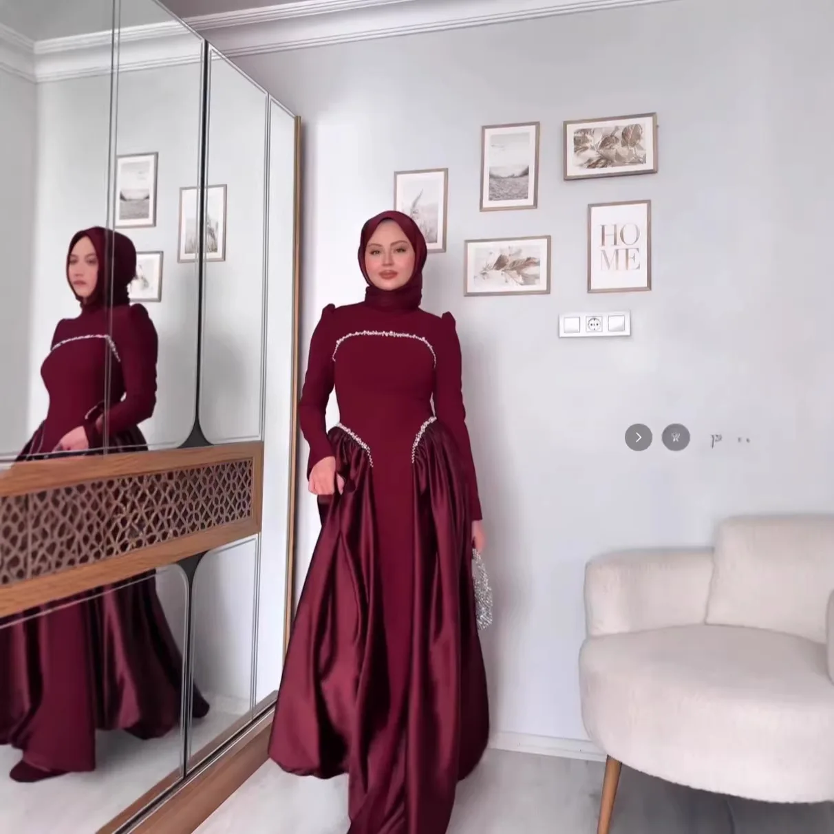 Langes Kleid für Damen, A-Linie, Mock-Neck, Perlen, Lange Ärmel, Plissiert, Elegant, Patchwork, Party, Nacht, Y2K Streetwear 2026