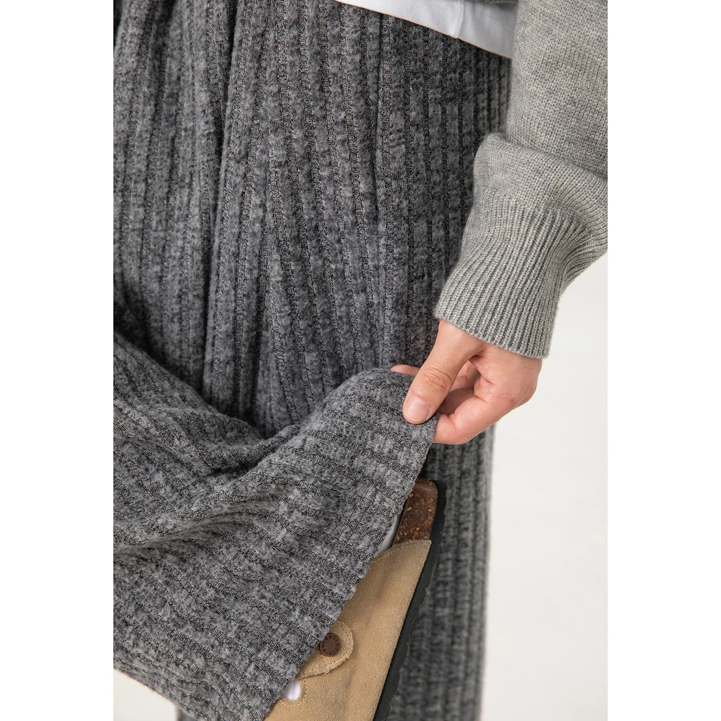 

Texture fleece loose drape casual pants for men autumn new heavy texture sweatpants pleated design trendy brand trousers