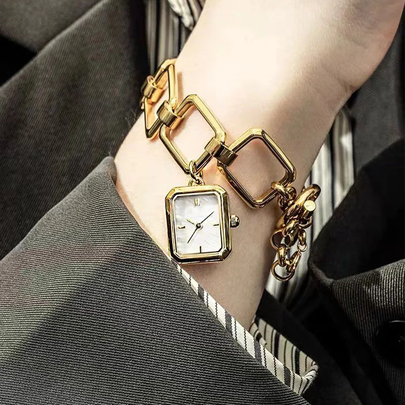 Women Quartz Watch Bracelet Simple Square Dial Quartz Analog Watches Ladies Fashion Quartz movement Wristwatch Gift Bracelets