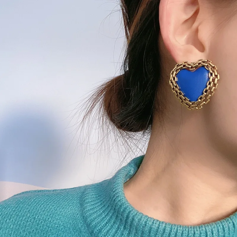 المألوف أنيق الأزرق الجلود سلسلة معدنية القلب أقراط للنساء فتاة قرط الاذن المرصع HUANZHI 2026 جديد مجوهرات هدية #4