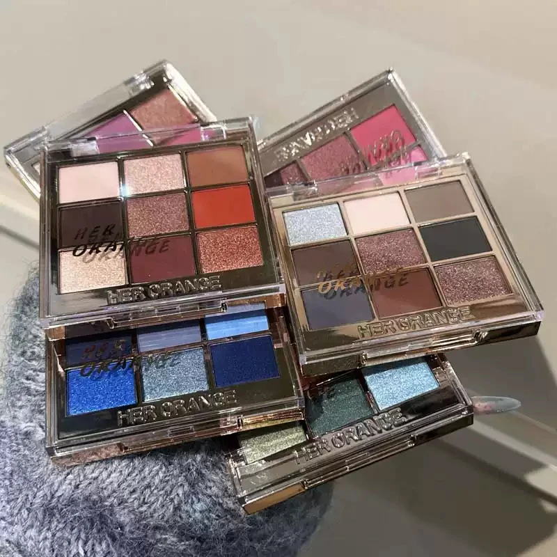Hot CT Eye Shadow Shell Highlight Partial Brightening of Skin Tone Lip and Cheek Tint Blush Lip Plumper Rouge Powder Cake Spray